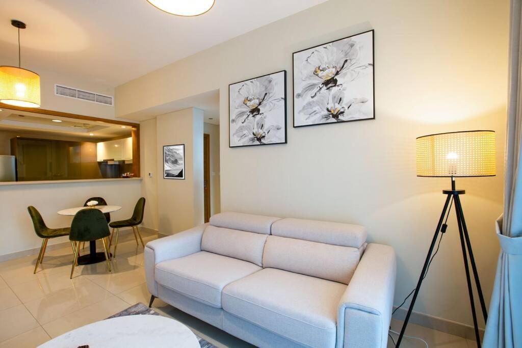 Ferienwohnung Lux 1Br 2 Min To Burj Khalifa Dubai Exterior foto